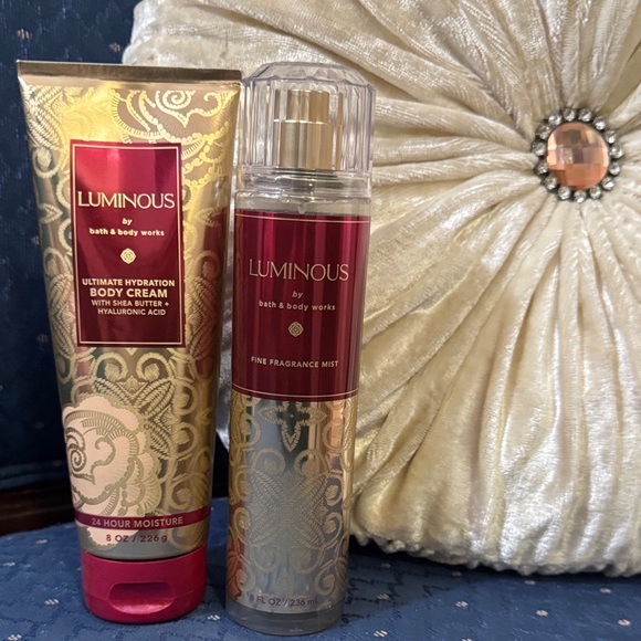 Bath & Body Works Other - Bath & Body Works Luminous Body Cream & Mist - Gold and Burgundy